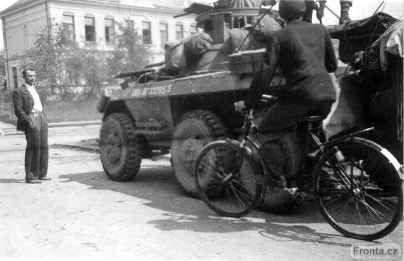 http://Fadel.myDS.me/Sudety/Velichovky/Velichovky_1945/007.jpg